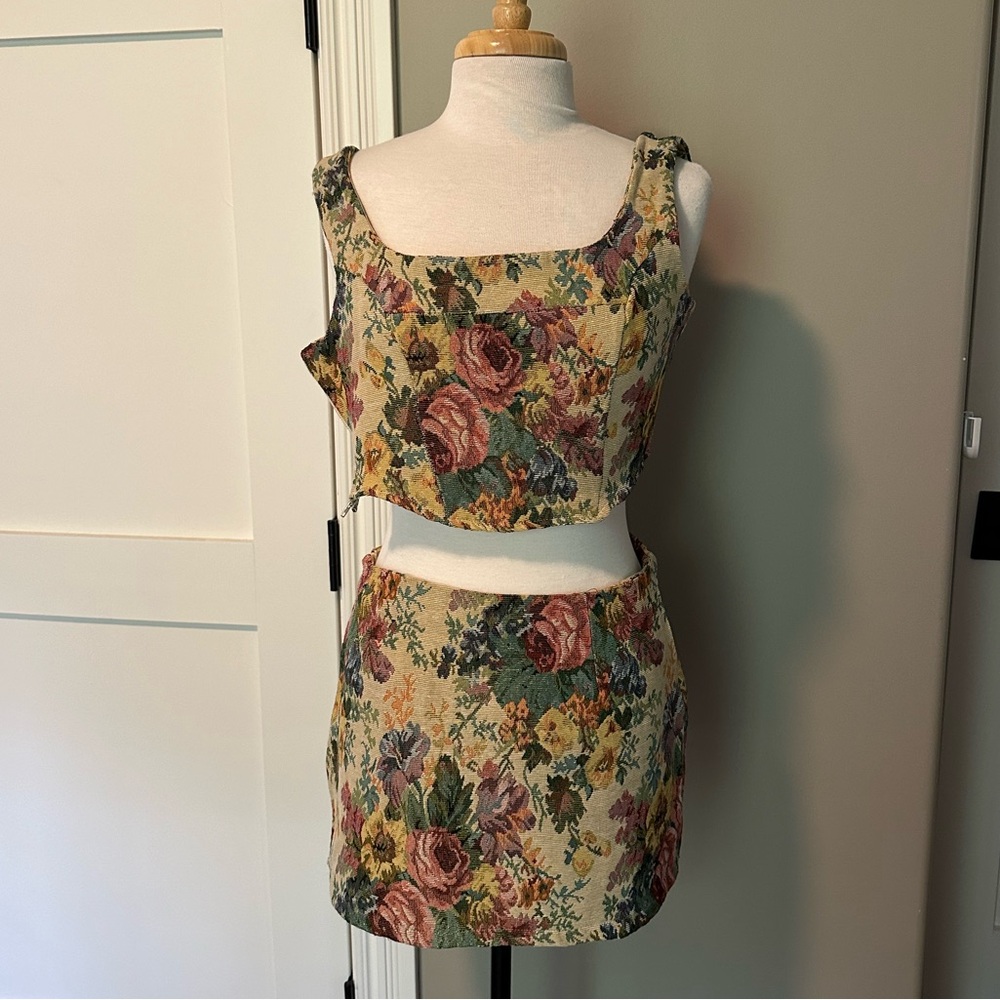 Floral 2 Piece Set